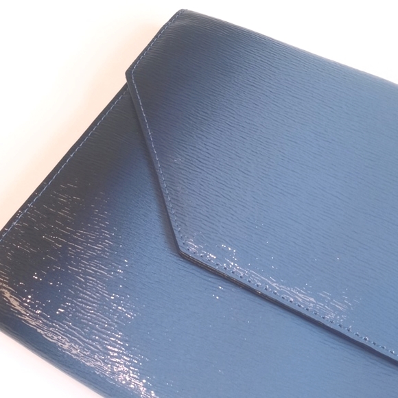 Halogen Ombre Blue Clutch Multiple Card Holder - Picture 12 of 17
